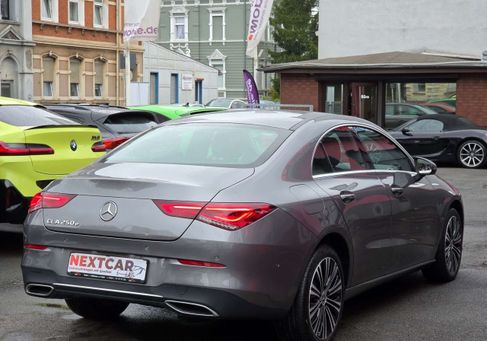 Mercedes-Benz CLA 250, 2021
