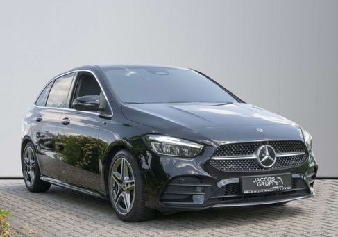 Mercedes-Benz B 200, 2023