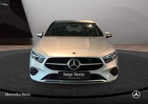 Mercedes-Benz A 180, 2023