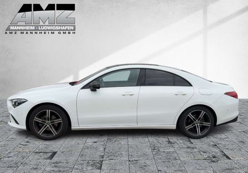 Mercedes-Benz CLA 180, 2022