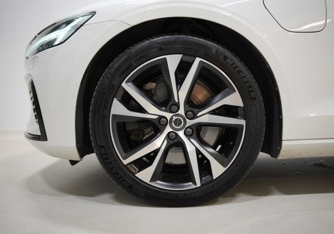 Volvo V60, 2020