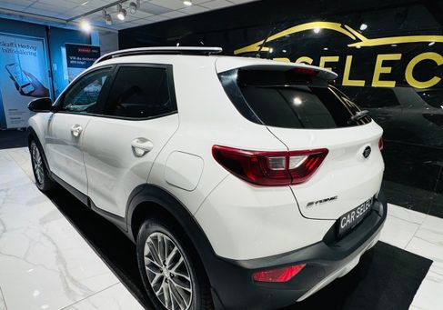 Kia Stonic, 2021