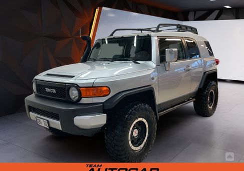 Toyota FJ, 2007