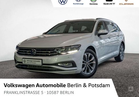 Volkswagen Passat Variant, 2022