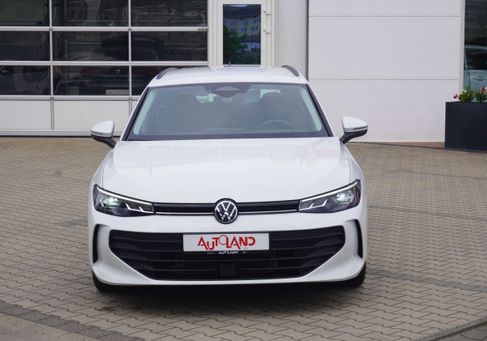 Volkswagen Passat Variant, 2024 3