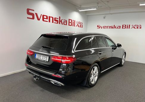 Mercedes-Benz E 200, 2018 3