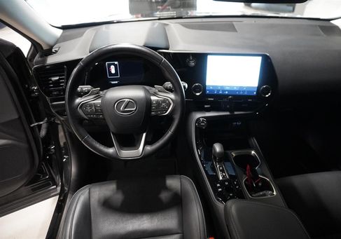 Lexus NX, 2023