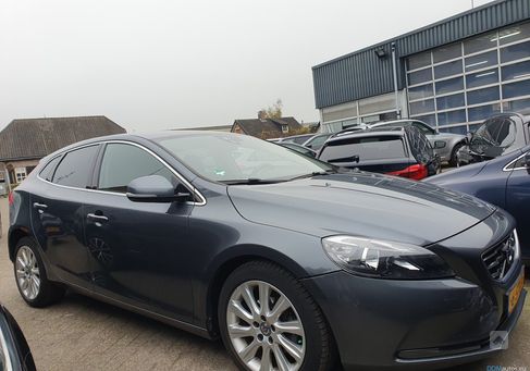 Volvo V40, 2013