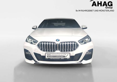 BMW 220, 2023 2
