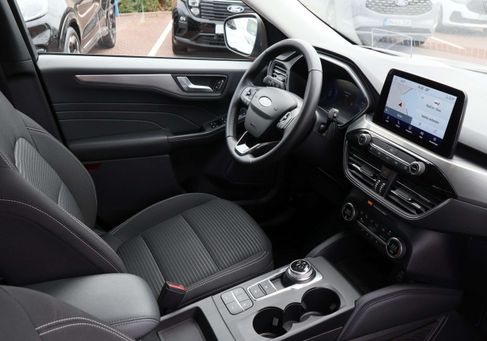 Ford Kuga, 2022