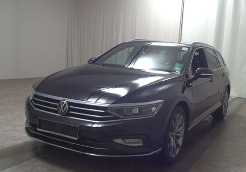 Volkswagen Passat, 2021