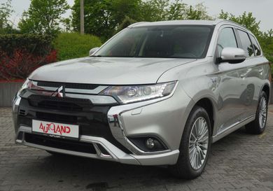 Mitsubishi Outlander, 2020