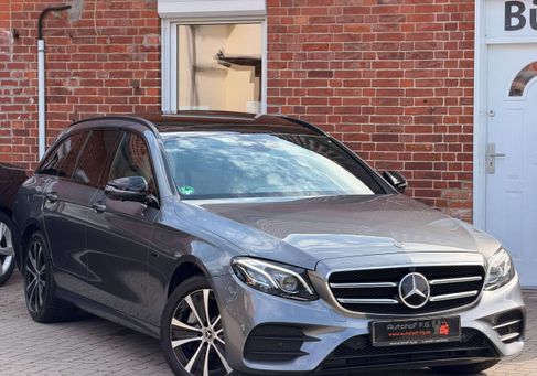 Mercedes-Benz E 300, 2019 3