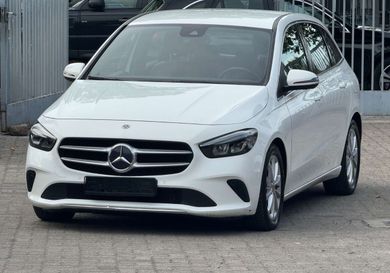 Mercedes-Benz B 180, 2020