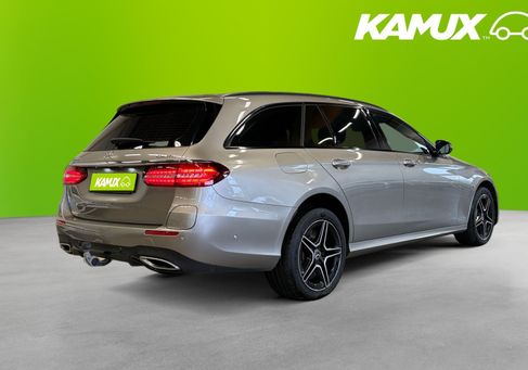 Mercedes-Benz E 300, 2023 3