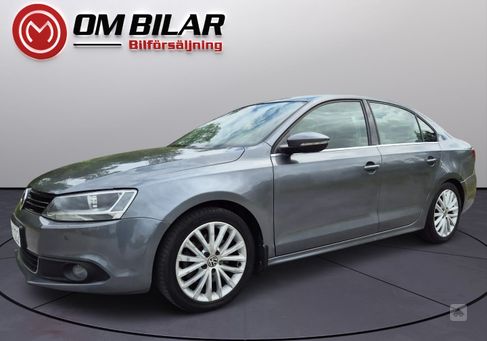 Volkswagen Jetta, 2011