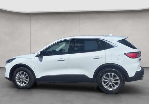 Ford Kuga, 2021