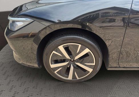 Volkswagen Passat, 2024