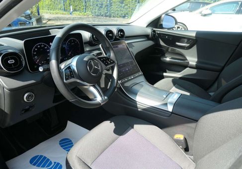 Mercedes-Benz C 200, 2022