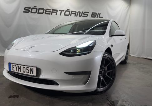 Tesla Model 3, 2022