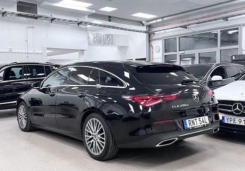 Mercedes-Benz CLA 200 Shooting Brake, 2021
