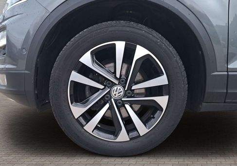 Volkswagen T-Roc, 2019
