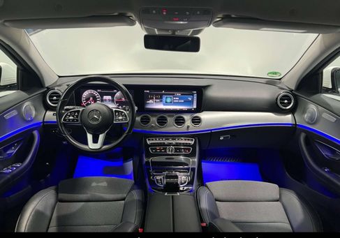 Mercedes-Benz E 300, 2019
