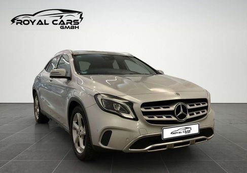 Mercedes-Benz GLA 200, 2019