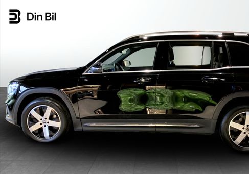 Mercedes-Benz GLB 200, 2023