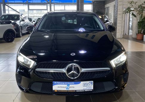 Mercedes-Benz A 200, 2021