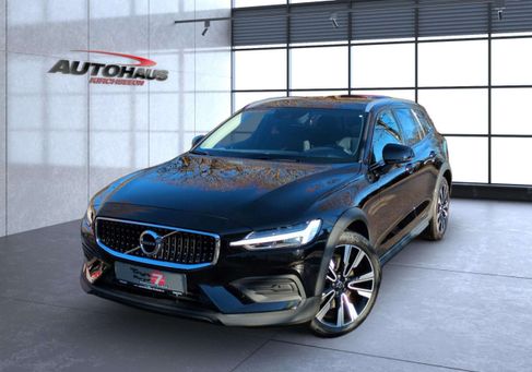 Volvo V60 Cross Country, 2021