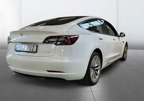 Tesla Model 3, 2022 3