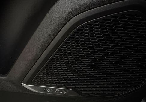 Lynk &amp; Co 01, 2021