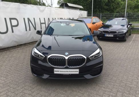 BMW 118, 2023