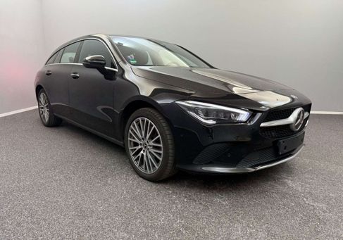 Mercedes-Benz CLA 250, 2022
