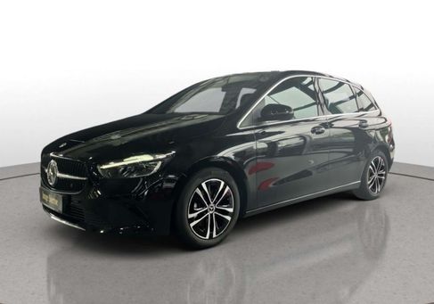 Mercedes-Benz B 180, 2024