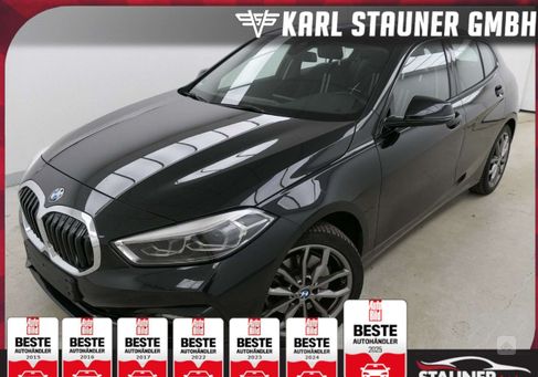 BMW 120, 2023