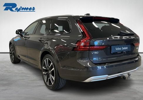 Volvo V90 Cross Country, 2024