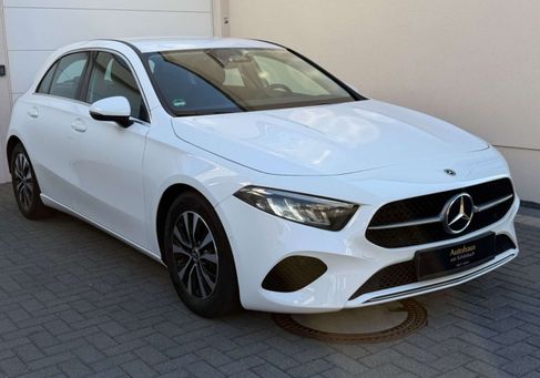 Mercedes-Benz A 200, 2023