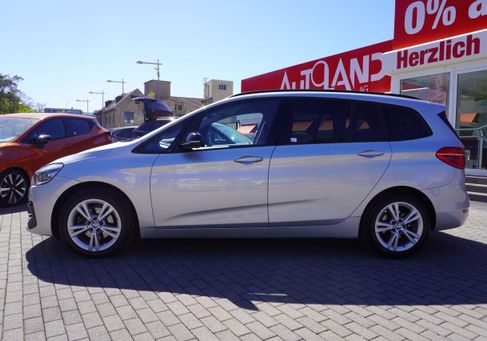 BMW 216, 2019