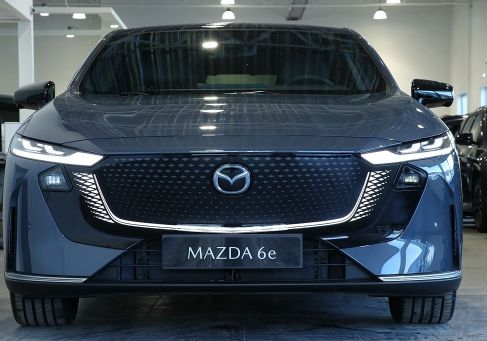 Mazda, 2025 3