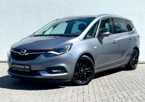 Opel Zafira Tourer, 2017