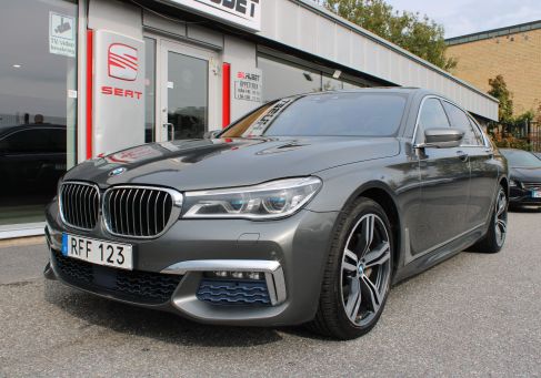BMW 740, 2016