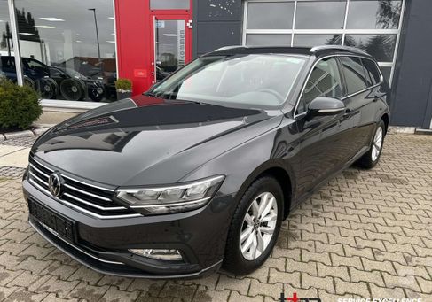 Volkswagen Passat Variant, 2022