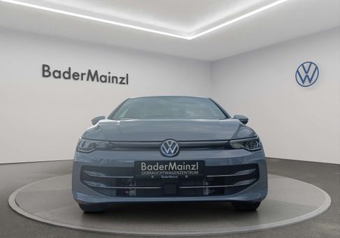 Volkswagen Golf, 2025