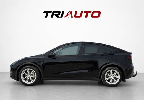 Tesla Model Y, 2022 3