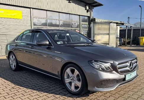 Mercedes-Benz E 200, 2017