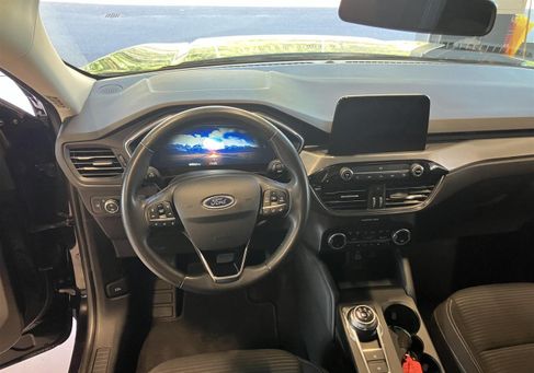 Ford Kuga, 2023
