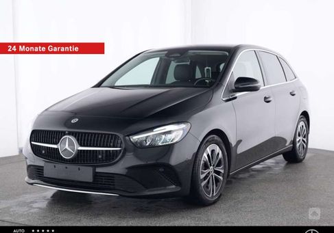 Mercedes-Benz B 180, 2023