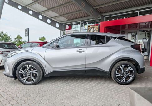 Toyota C-HR, 2022